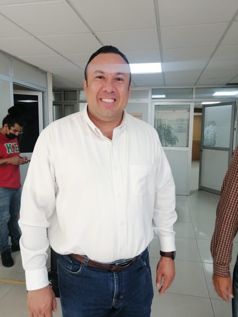 JAVIER CASILLAS DEBE IRSE DE SEGURIDAD PÚBLICA DE TEPIC POR MENTIROSO Y CORRUPTO. DIPUTADOS