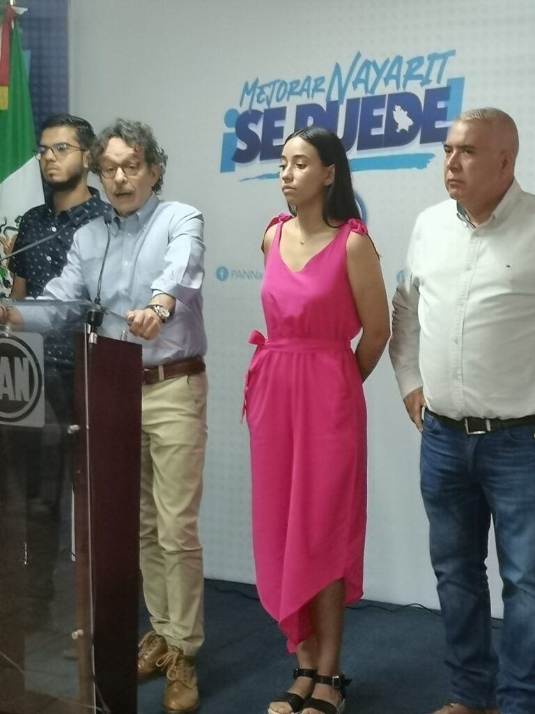 LÓPEZ OBRADOR ES UN SÁTRAPA Y UN BUFÓN SINIESTRO. GABRIEL QUADRI