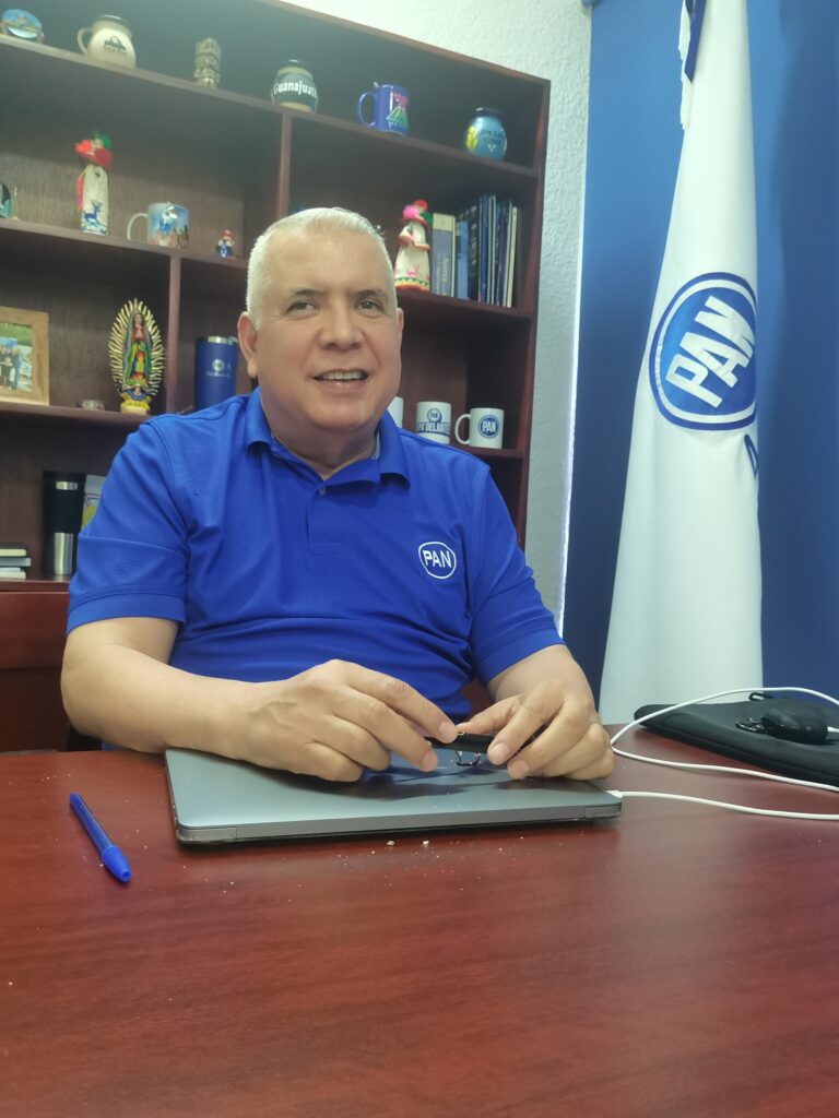 INUNDACIONES EN TEPIC, SON CULPA DE LA GENTE COCHINA, DICE ALEJANDRO GALVÁN