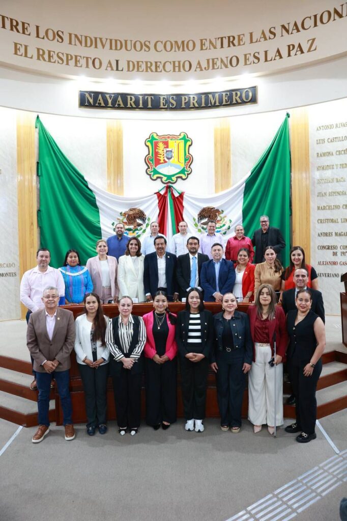 TITULARES DE EDUCACIÓN Y SALUD COMPARECEN ANTE DIPUTADOS