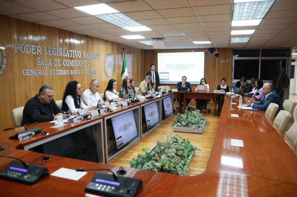 EVALÚAN TERNA PARA ÓRGANO INTERNO DE CONTROL DE LA FISCALÍA