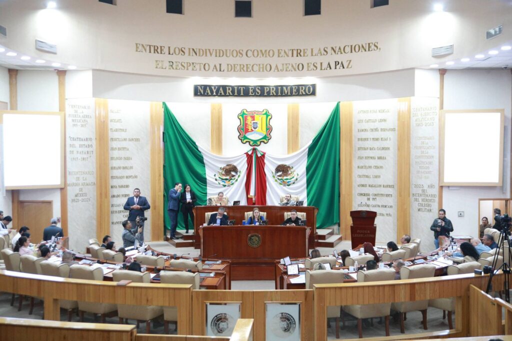CONGRESO APRUEBA PRIMER PARLAMENTO DEL MIGRANTE NAYARITA